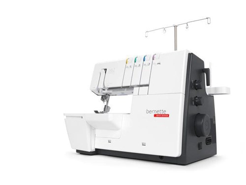 Bernette b62 AirLock Coverstitch Sewing Machine
