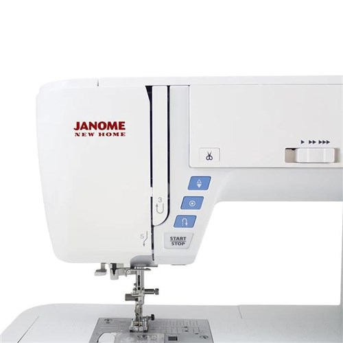 Janome Skyline S3 Machine