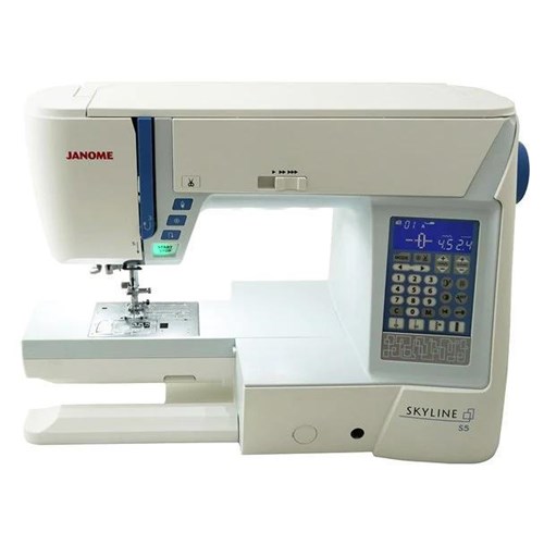 Janome Skyline S5 Machine