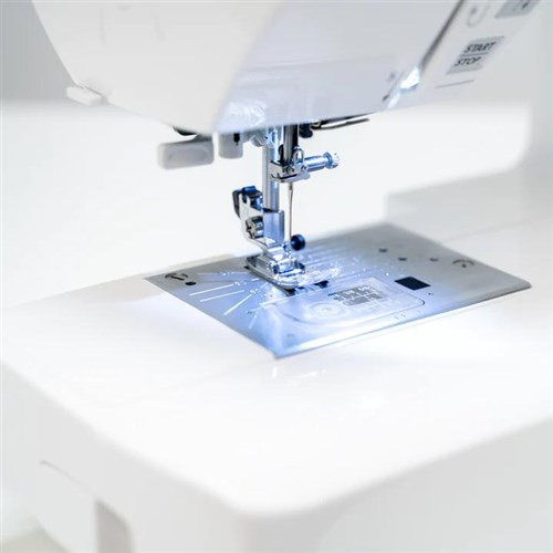 Janome 3160QDC-G Machine
