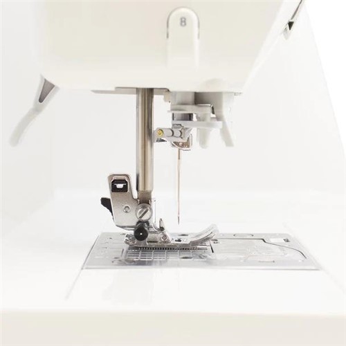 JUKI HZL-DX7 Sewing Machine