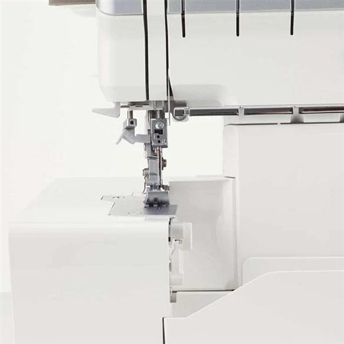 Juki MO-2800 Air Threading Overlock Serger Machine