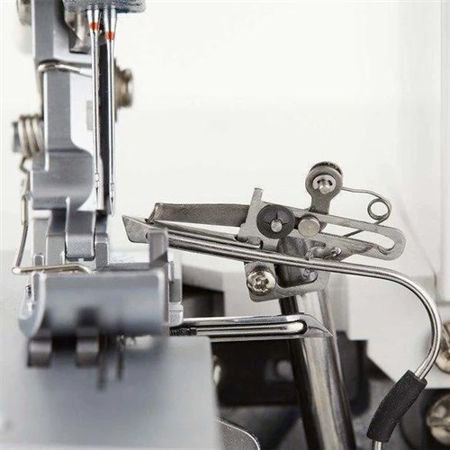 Juki MO-2800 Air Threading Overlock Serger Machine