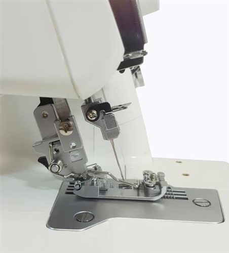 JUKI MCS-1500 Coverstitch Sewing Machine