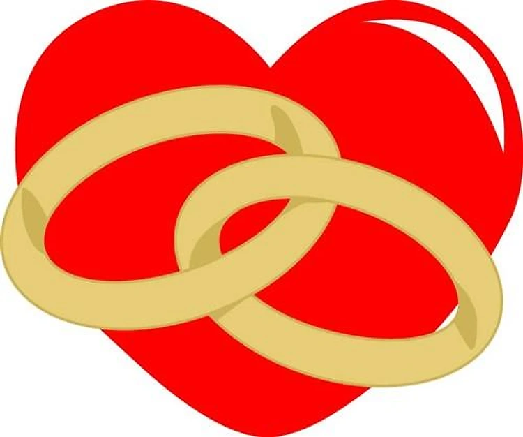 WEDDING RINGS ON HEART
