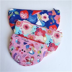 Arc Pouch PDF Sewing Pattern by Lorelei Jayne | EmbroideryDesigns.com