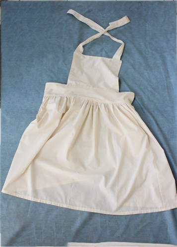 Apron with Pockets Sewing Pattern