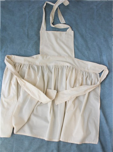 Apron with Pockets Sewing Pattern