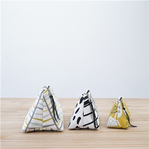 Iris Zipper Pouch, PDF Sewing Pattern & Video Tutorial, Beginner Cosmetic & Toiletry Bag, 3 Sizes