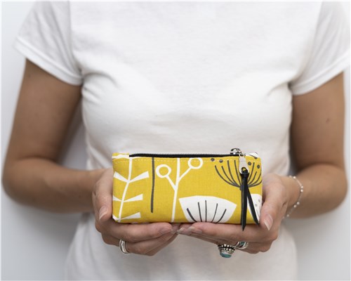 Iris Zipper Pouch, PDF Sewing Pattern & Video Tutorial, Beginner Cosmetic & Toiletry Bag, 3 Sizes