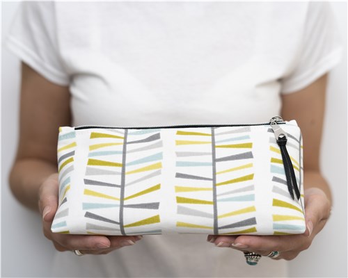 Iris Zipper Pouch, PDF Sewing Pattern & Video Tutorial, Beginner Cosmetic & Toiletry Bag, 3 Sizes