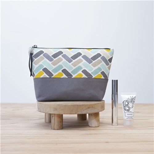Cecily Zipper Pouch, Sewing Pattern PDF & Video Tutorial, Beginner Cosmetic & Makeup Bag, 3 Sizes