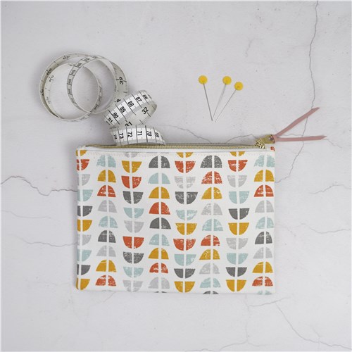 Esmee Zipper Pouch, Sewing Pattern PDF & Video Tutorial, Beginner Toiletry Bag, 3 Sizes