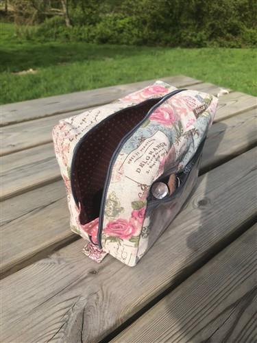 Make Up Purse Sewing PDF Patterns