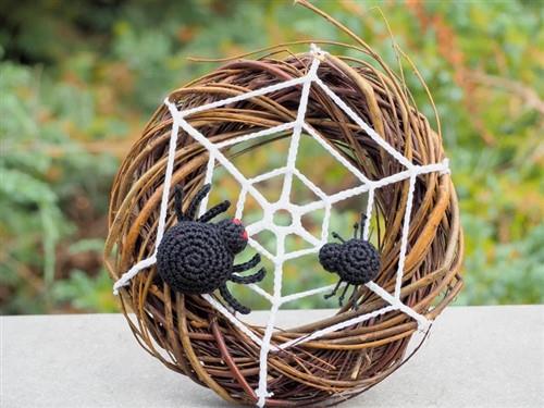 Crochet Halloween Wreath PDF Sewing Pattern