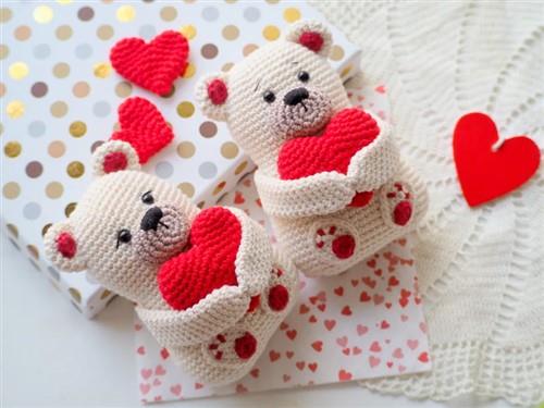 Crochet Valentines Teddy Bear PDF Sewing Pattern