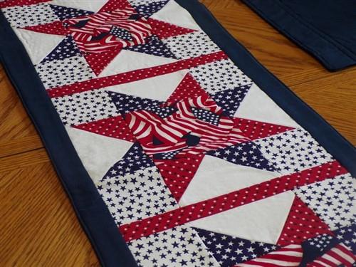 Christmas Star Table Runner PDF Sewing Pattern