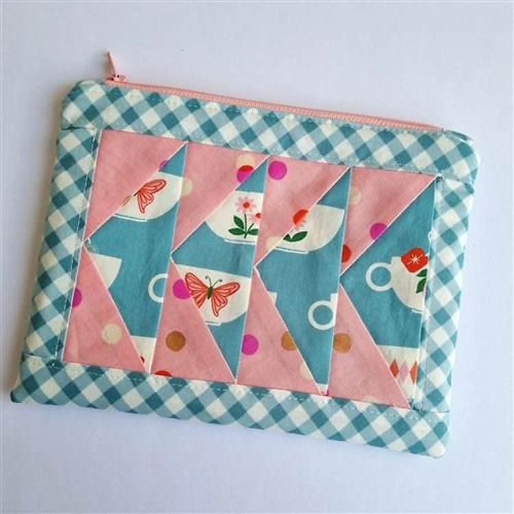 Arrow zipper Pouch PDF Sewing Pattern