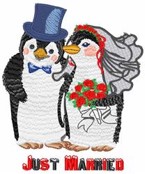 Just Married - 5x7 penguin detailed machine embroidery design for Wedding Signs