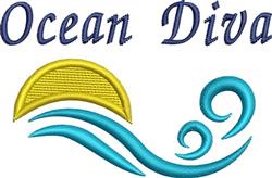 Playful text 'Ocean Diva' with a yellow half-sun and blue waves, perfect for summer tote bags.