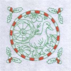 bird beginner-friendly machine embroidery - Fall Goose for festive table runners