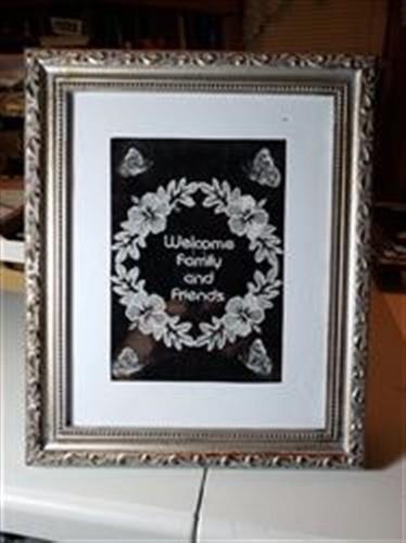 Whitework Hibiscus Circle
