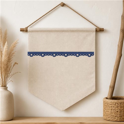 Scalloped Border