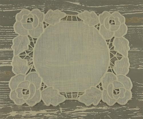 FSL ITH Napkins With Richelieu Roses