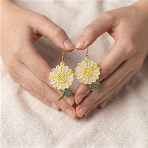 Daisy Floral Earring