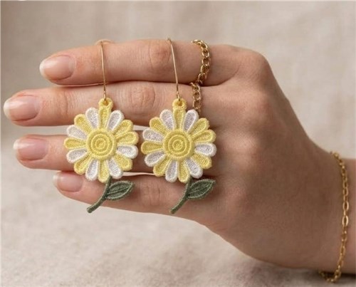Daisy Floral Earring