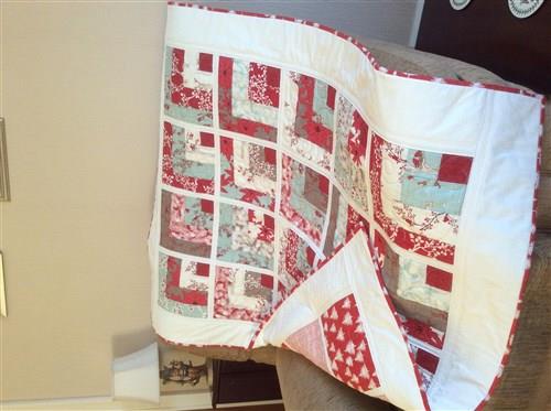 Quarter Log Cabin Quilt Blk