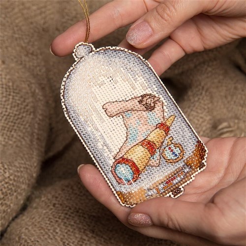 Counted Cross Stitch Kit Crystal Art - In Search Of Treasures