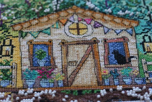 Cat House Cross-stitch Kit