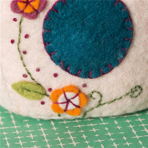 Birdhouse & Birds Felt Craft Kit