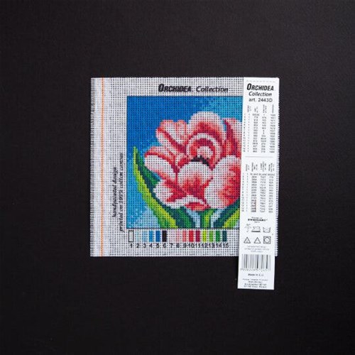Peony Needlepoint Canvas For Halfstitch W/O Yarn