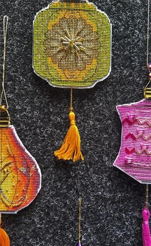 Colorful Lanterns Ornament Plastic Canvas Cross Stitch Kit