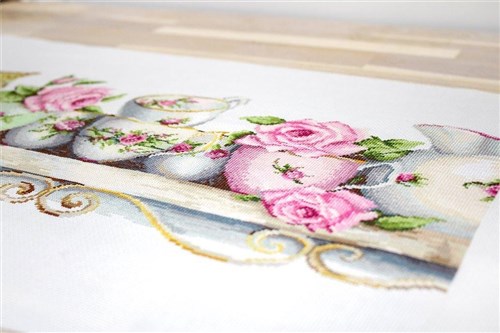 Assorted Chin Cross-Stitch Kit