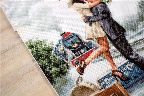 Couple On Train Station Cross-Stitch Kit