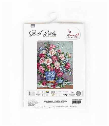 Her Majesty Roses Cross Stitch Kit