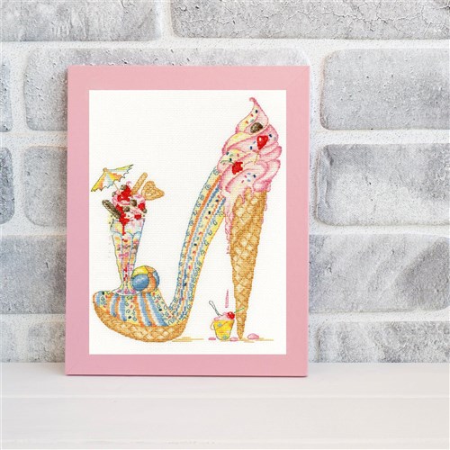 Lazy Sundae Cross Stitch Kit