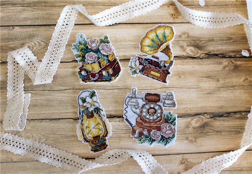 Magnet Plastic Canvas Cross Stitch Kit