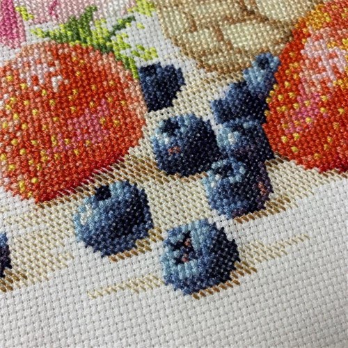 Strawberries Cross Stitch Kit