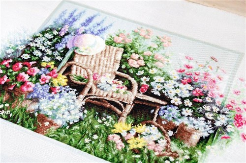 Blooming Garden Cross Stitch Kit