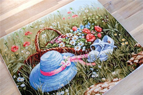 Meadow With Poppies Cross Stitch Kit