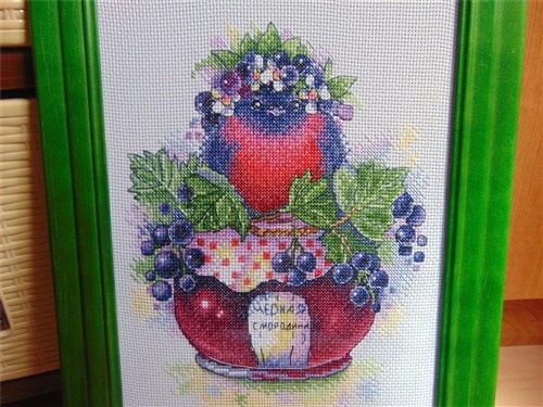 Singing Currant Cross Stitch Kit