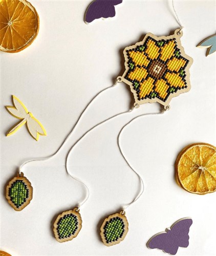 Dreamcatcher - Flower Diamond Painting On Plywood Kit