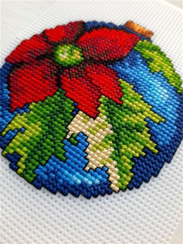 "Christmas Ornaments" 116CS Counted Cross-Stitch Kit