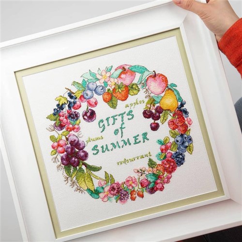 Berry Fresh Cross Stitch Kit