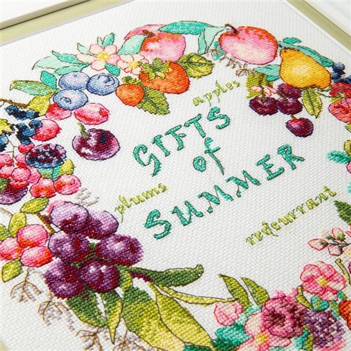 Berry Fresh Cross Stitch Kit