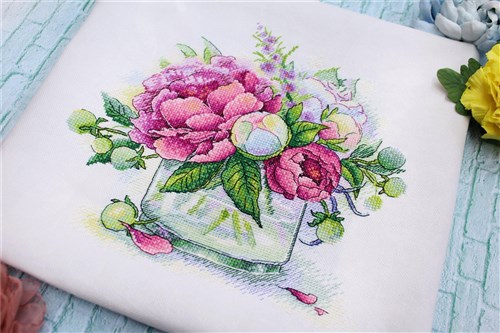 Tender Aroma Cross Stitch Kit